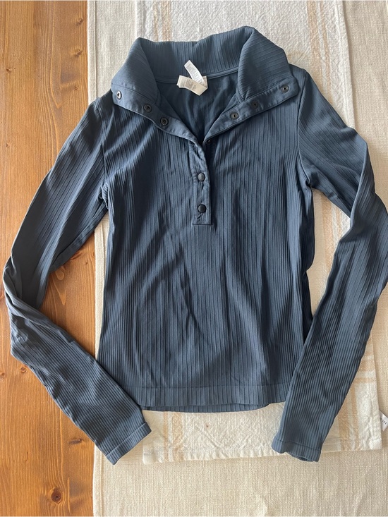 Athleta Tops - Athleta Ribbed Long-Sleeve Pullover Top